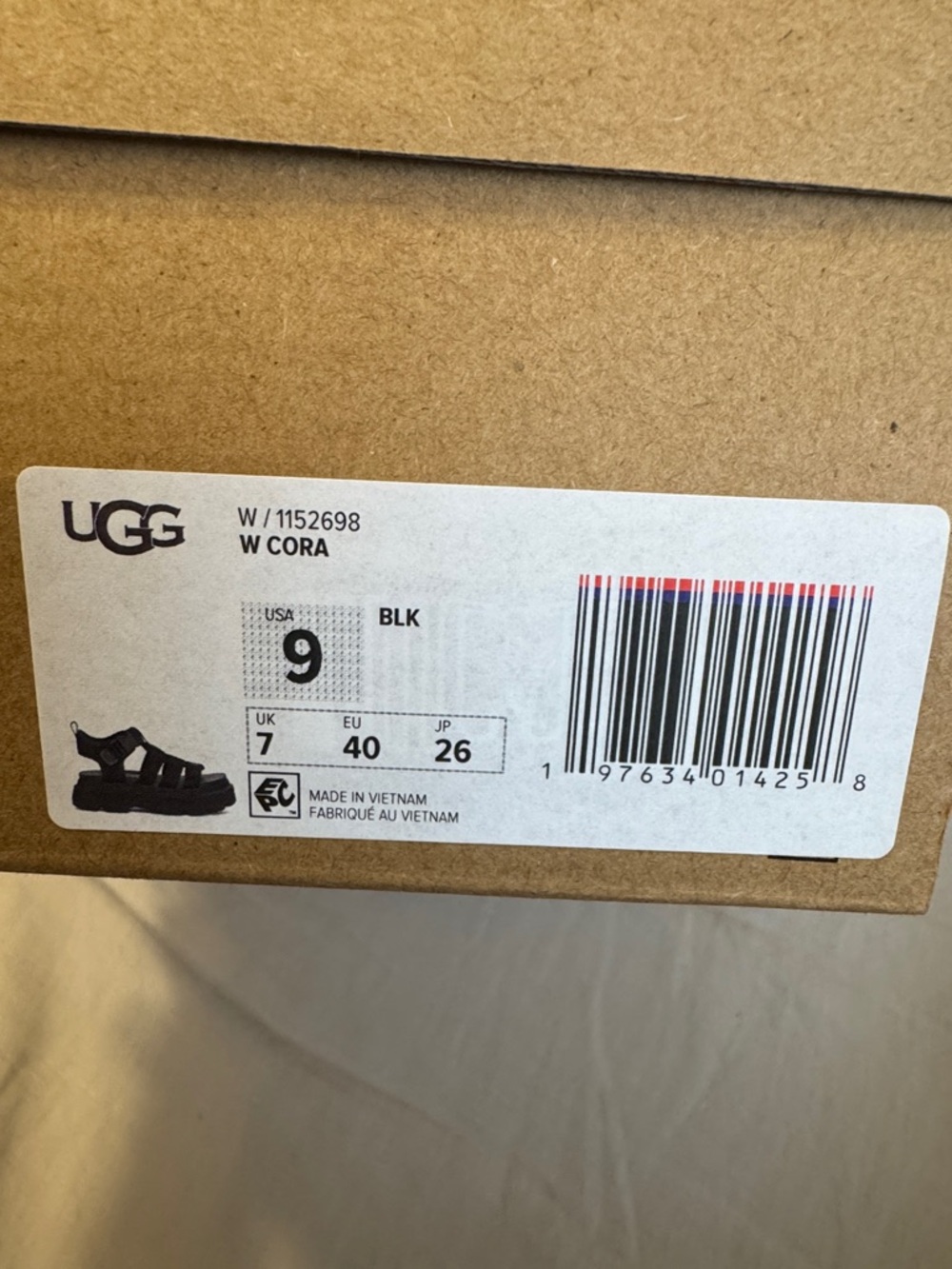 NWT UGG Cora Platform Sandals in Black - Picture 2 of 10